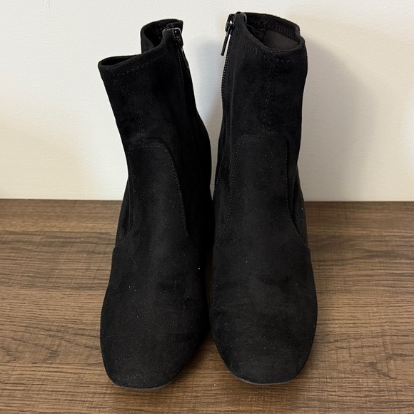 Black faux Suede Ankle Boots - Picture 2 of 5